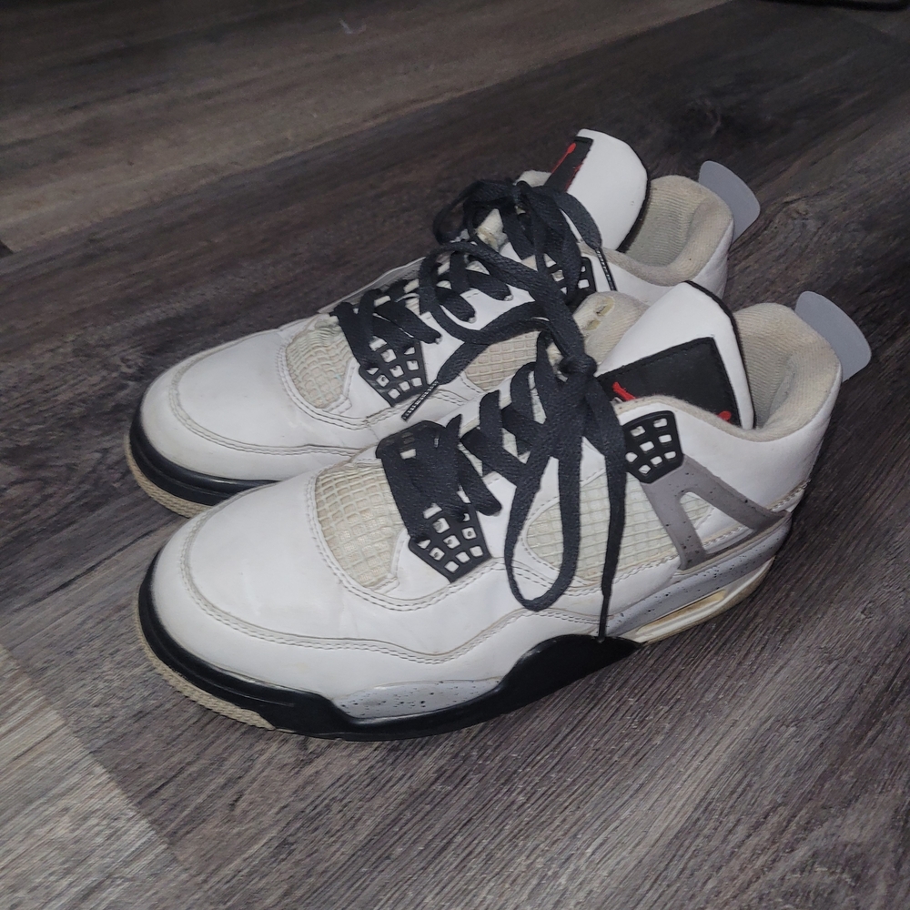 Men's White and Black Sneakers